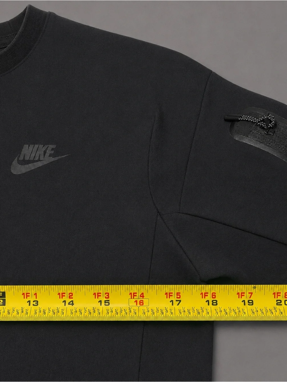 Nike Tech Pack Crewneck Sweatshirt Black Men’s XS Pocket Pullover Cotton Blend